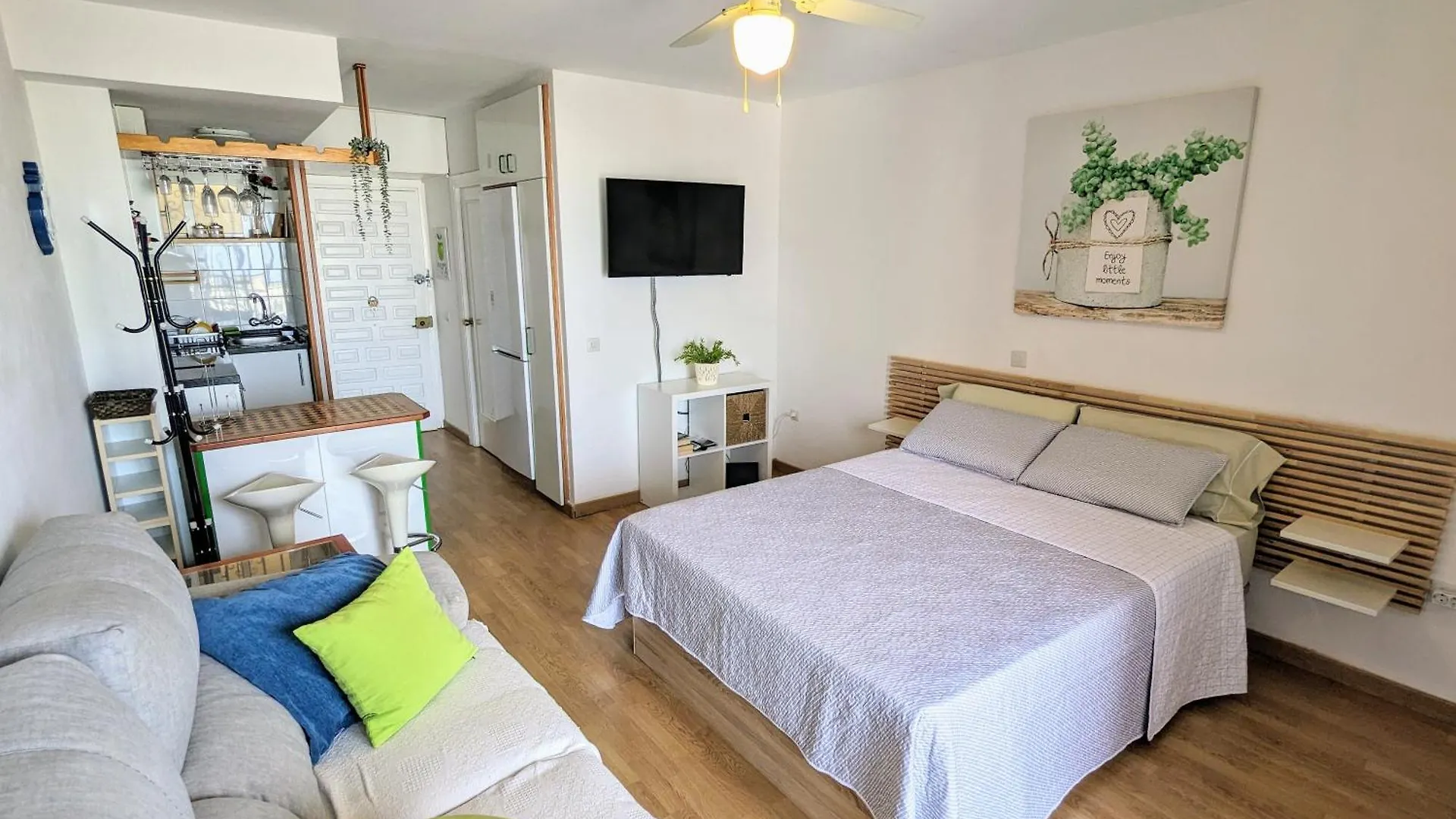 Estudio Jupiter Con Fantasticas Vistas Benalmádena Διαμέρισμα